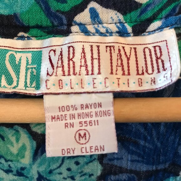 Sarah Taylor Floral Crepe Blouse: Vintage Blue Flowery Rayon Tunic, Size M - Picture 3 of 8